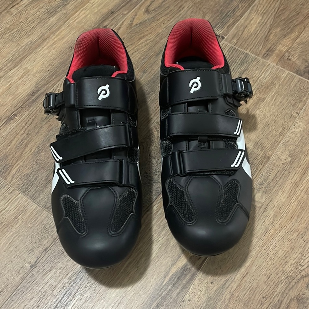 Peloton Mens cycle shoes